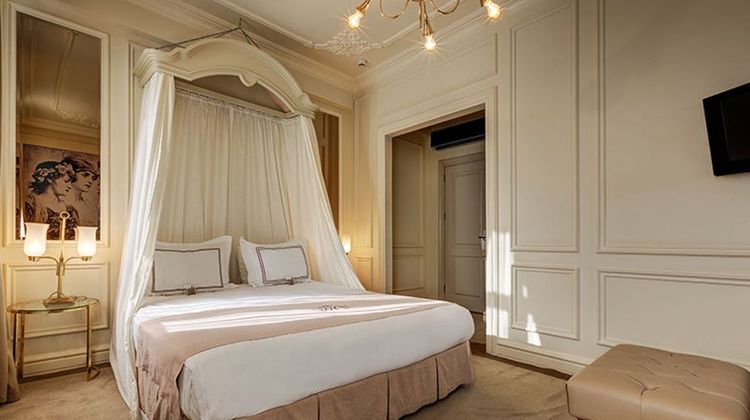 Galata Antique Hotel Room