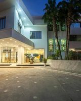 Phoenix Hotel