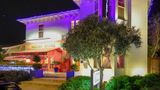 Metro Hotel & Cafe Exterior