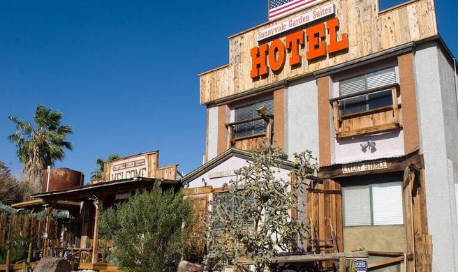 Sunnyvale Garden Suites Hotel Exterior