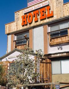 Sunnyvale Garden Suites Hotel