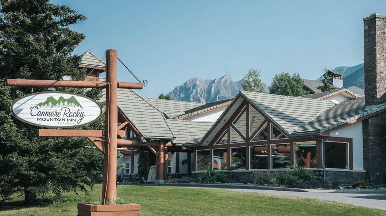 <b>Canmore Rocky Mountain Inn Exterior</b>