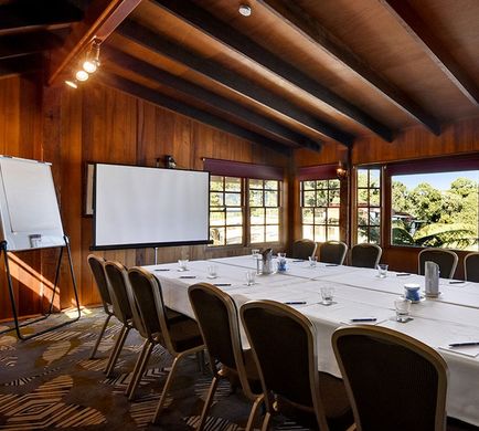 O'Reilly's Rainforest Retreat Meeting