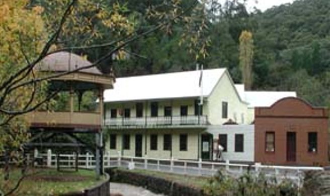 Walhalla's Star Hotel Exterior