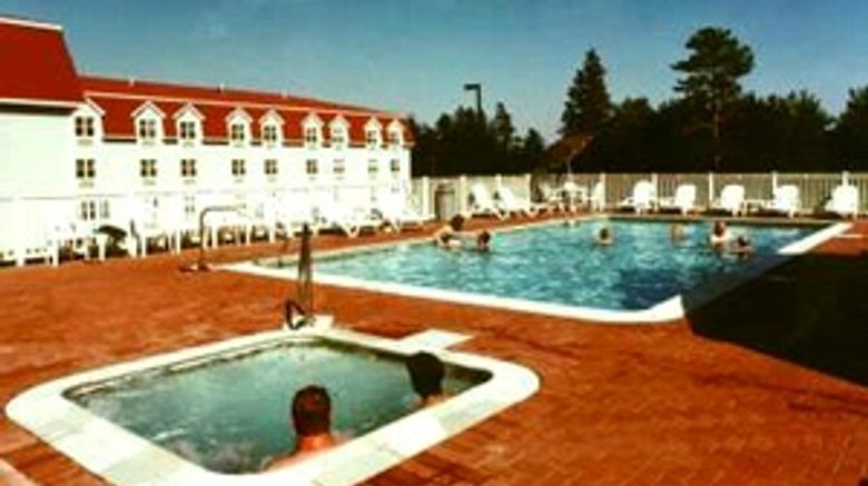 <b>Acadia Inn Pool</b>