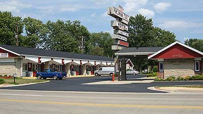 Pinconning Trail Inn Motel