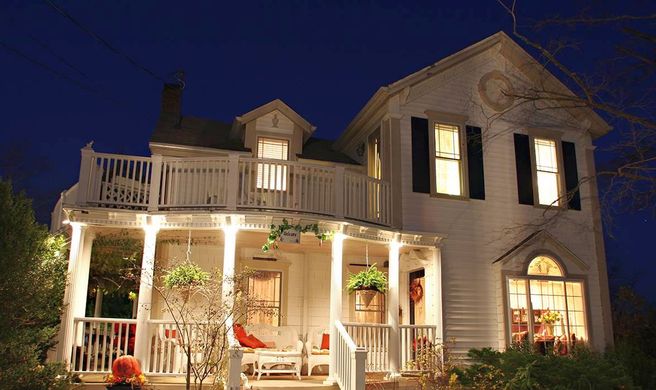 Martha's Vineyard B&B Exterior
