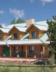 Quarter Horse Inn & Lodge