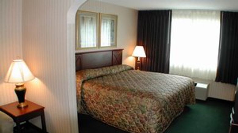 <b>Marx Hotel Room</b>