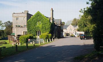 RelaxInnz Highdown Hotel