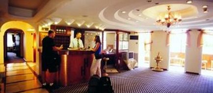 Hotel Historia Lobby