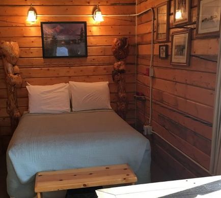 The EarthSong Lodge Room