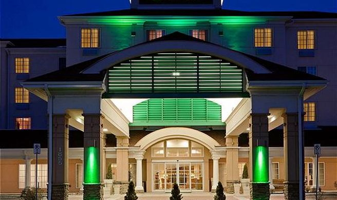 Holiday Inn Colorado Springs Airport Exterior
