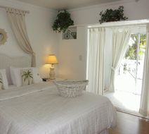 Marco Island Lakeside Inn Florida Room