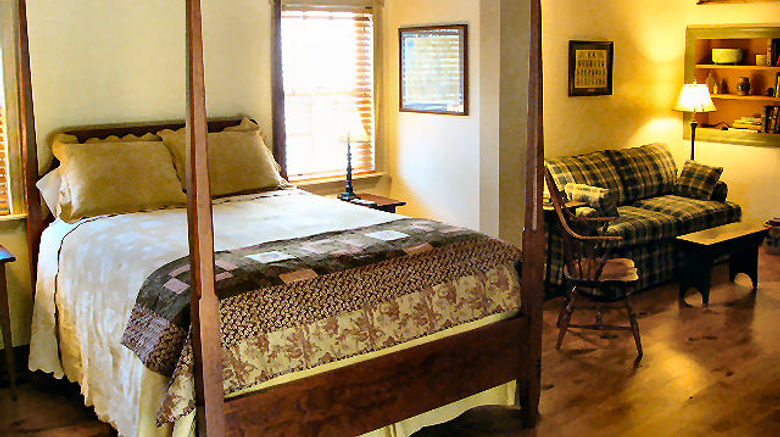 <b>Antietam's Jacob Rohrbach Inn Suite</b>