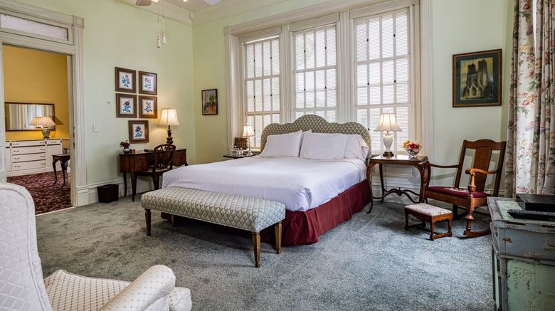<b>Abingdon Manor Room</b>