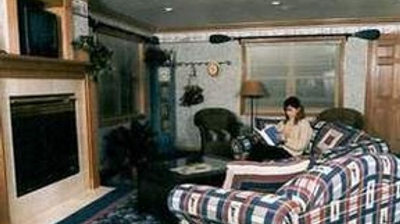<b>Westwood Shores Waterfront Resort Lobby</b> <b>Westwood Shores Waterfront Resort Lobby</b>