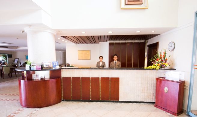 Diamond Westlake Suites Hanoi Lobby