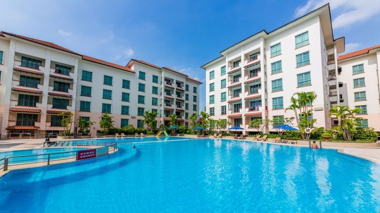 <b>Diamond Westlake Suites Hanoi Pool</b>