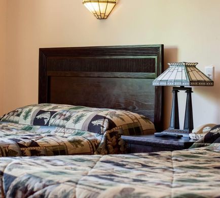 K & G Lodge Room