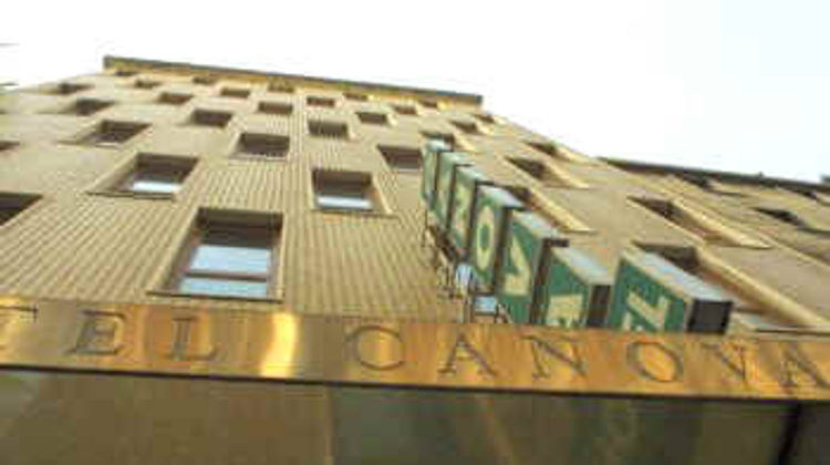 Hotel Canova Exterior