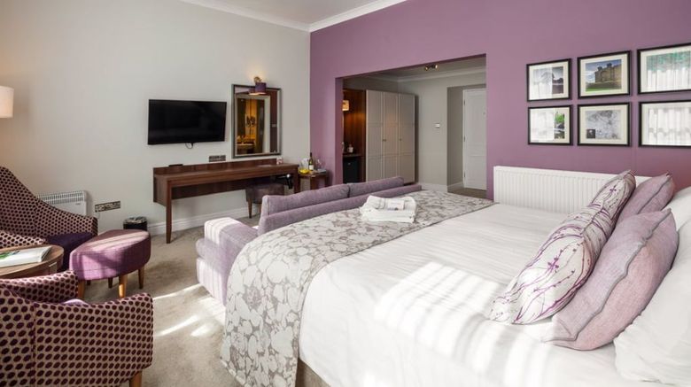 <b>Bodelwyddan Castle Hotel Room</b>