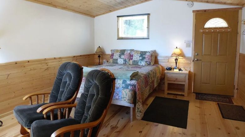 <b>Rustic Roots Room</b>