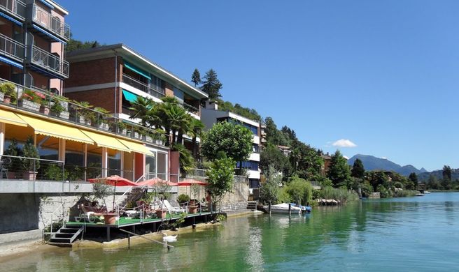 Tresa Bay Hotel Exterior