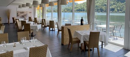 Tresa Bay Hotel Restaurant