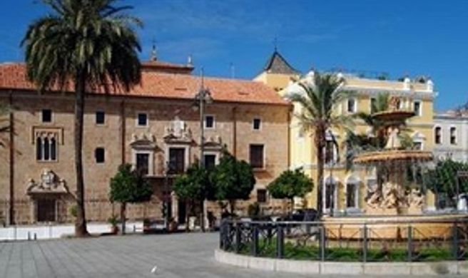 Hotel Ilunion Merida Palace Exterior