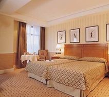 Valladolid Recoletos Room