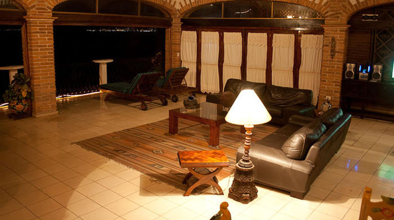 <b>A La Playa Vallarta Shores Hotel Lobby</b> <b>A La Playa Vallarta Shores Hotel Lobby</b>