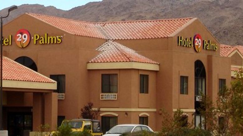 <b>Oasis Inn & Suites Exterior</b>