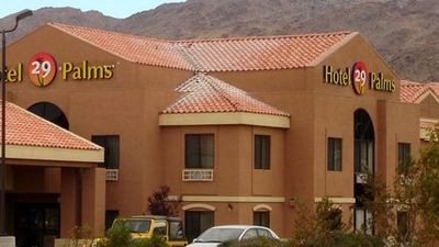 Rodeway Inn & Suites