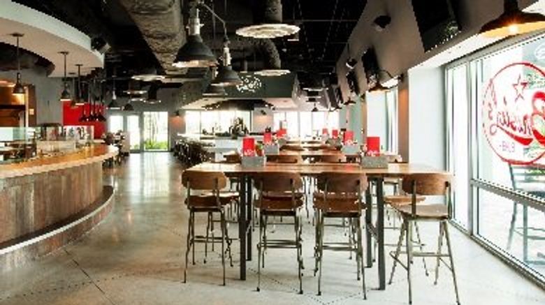 <b>Signia by Hilton Diplomat Beach Resort Restaurant</b>