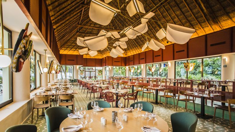 <b>Bahia Principe Luxury Akumal Restaurant</b> <b>Bahia Principe Luxury Akumal Restaurant</b>
