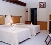 Maison del Embajador Room
