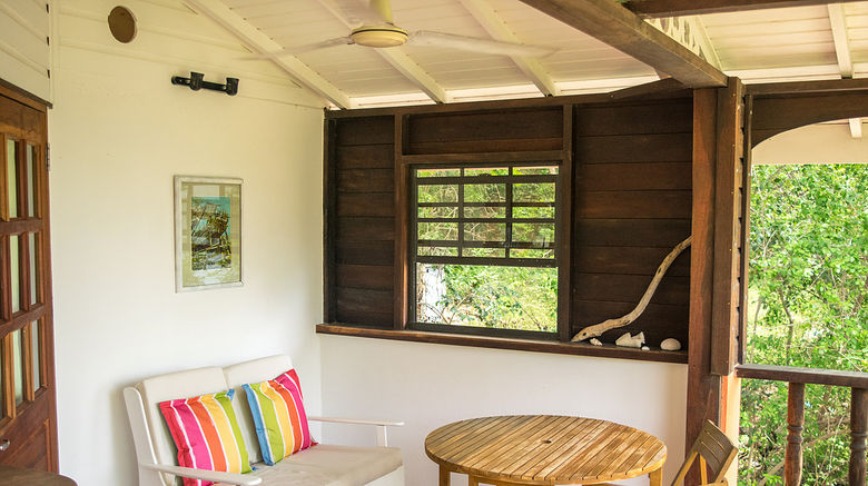 <b>Bogles Round House Cottages Room</b>