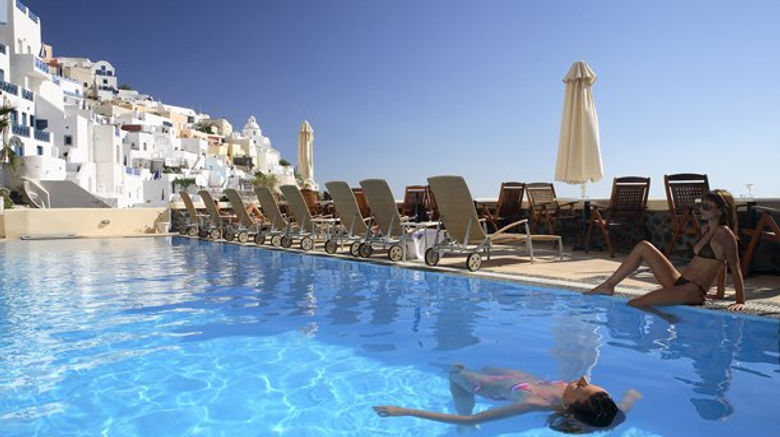<b>Panorama Studios & Suites Pool</b>