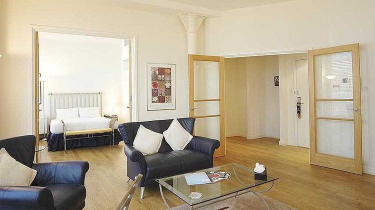 196 Bishopsgate Room