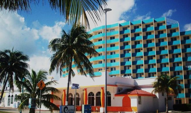 Calypso Hotel Cancun Exterior