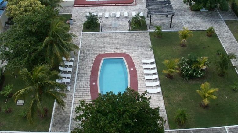 <b>Calypso Hotel Cancun Pool</b>