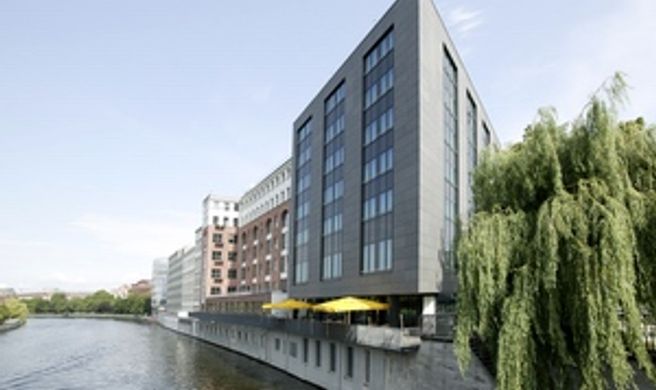 Adrema Hotel Exterior