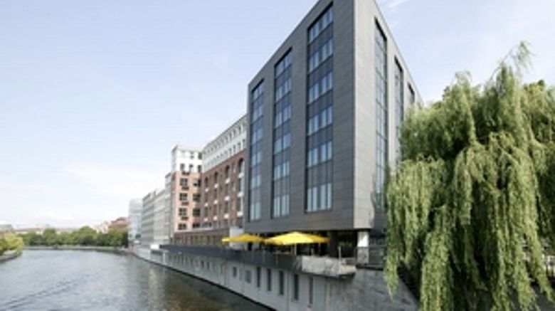 Adrema Hotel Exterior
