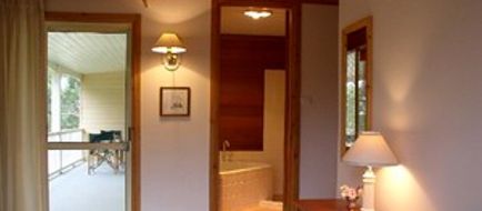 Kemeys Mountain Hideaway Room