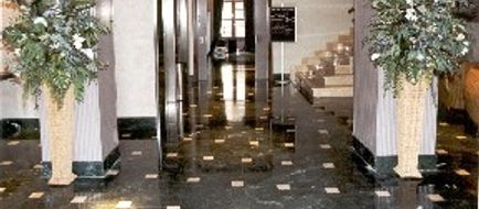Gran Hotel Puente Colgante Lobby