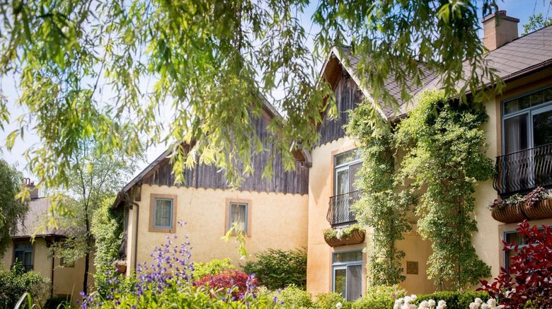 <b>Mirbeau Inn & Spa Exterior</b>