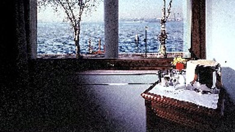 <b>Russo Palace Hotel Room</b>