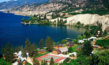 Sandy Beach Lodge & Resort