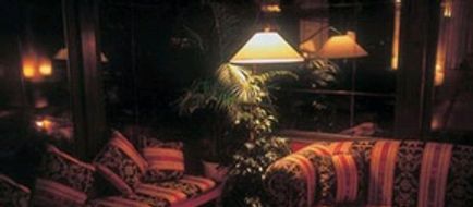 Uhu Villa Hotel & Restaurant Lobby